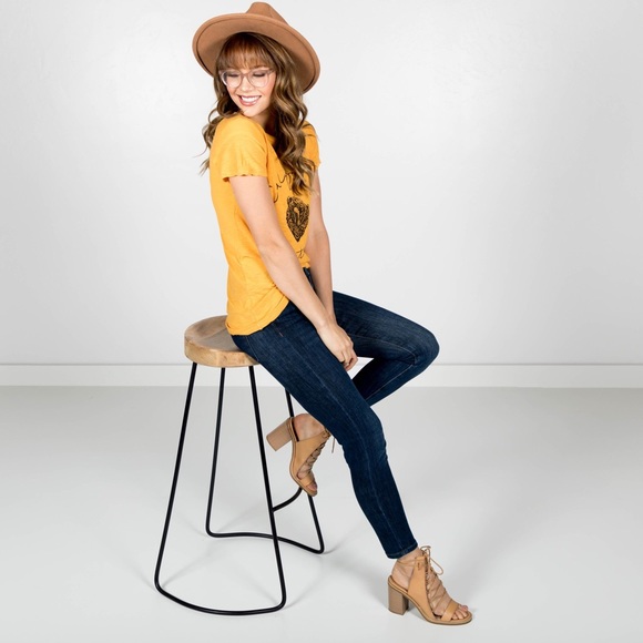 🌼 CALIFORNIA STATE TEE 🌼 - Picture 4 of 4